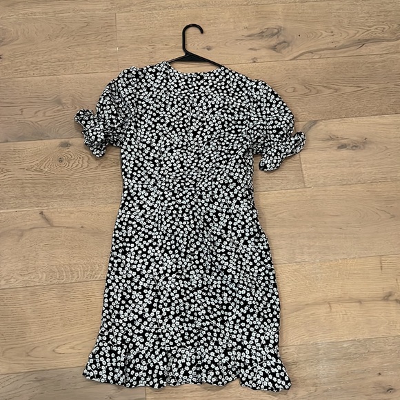 Black floral dress - Picture 4 of 4